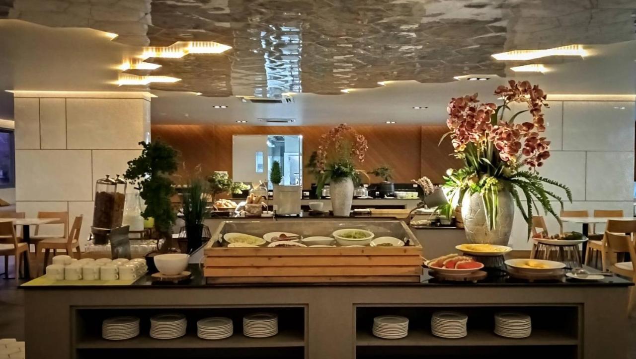 Beehive Boutique Hotel Phuket Buitenkant foto