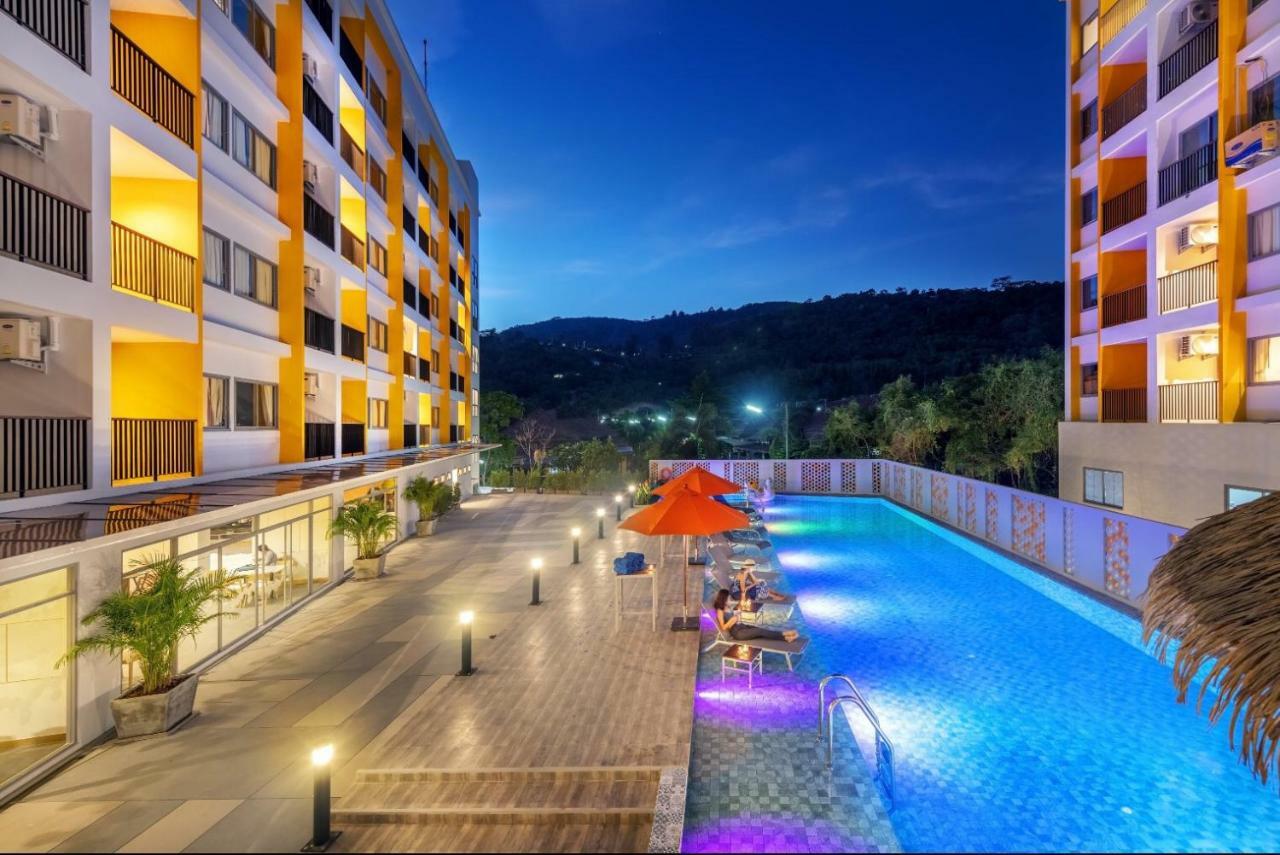 Beehive Boutique Hotel Phuket Buitenkant foto