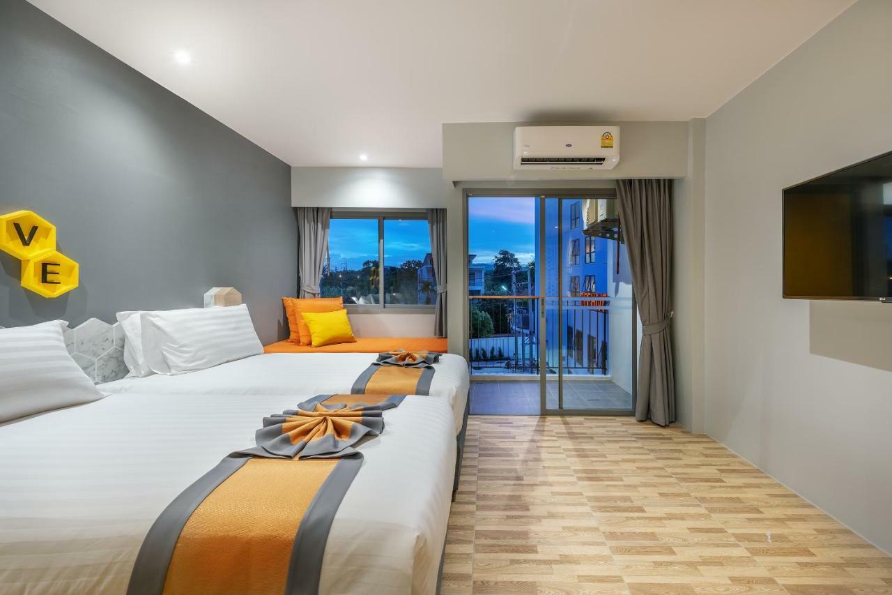 Beehive Boutique Hotel Phuket Buitenkant foto